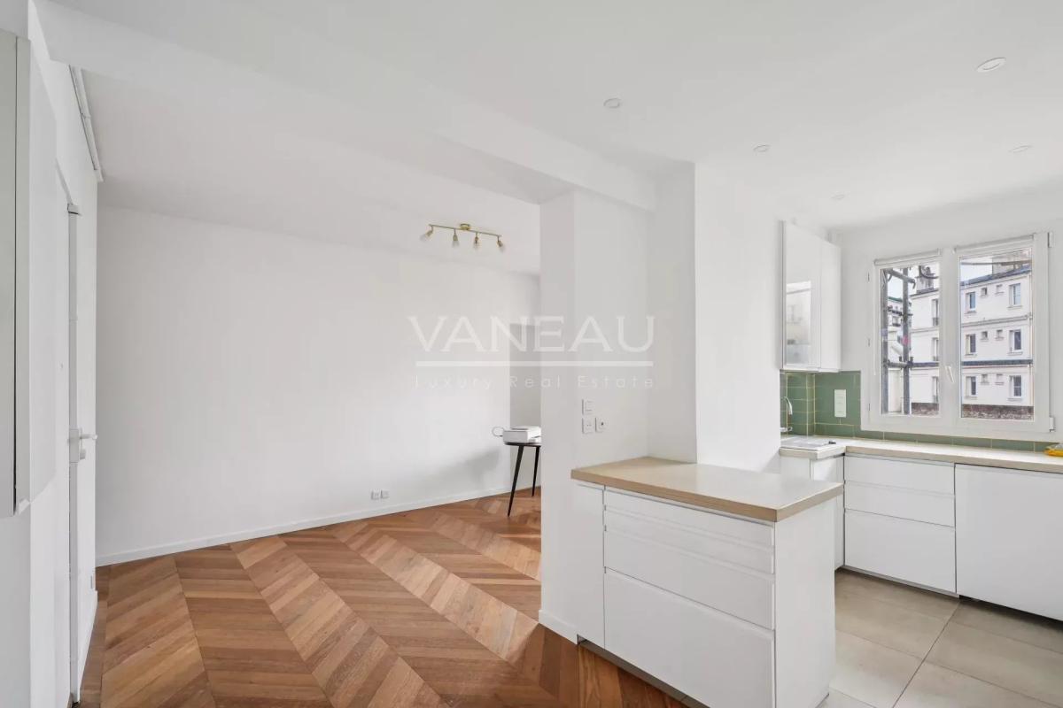 Paris XVIe - Passy -  3 pièces en parfait état