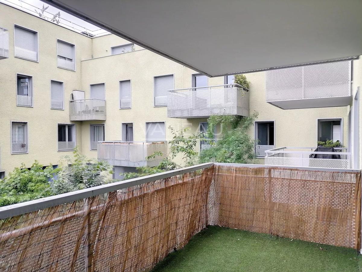 Appartement deux pièces entièrement rénové