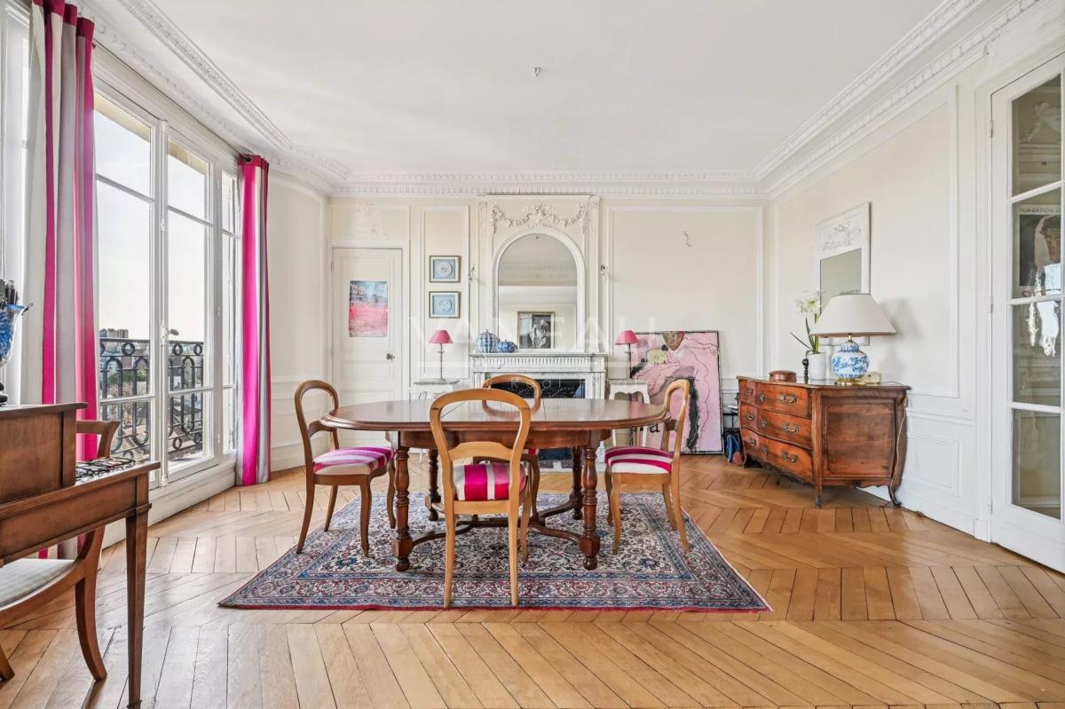 Paris XVIe - Auteuil - Michel Ange - Etage élevé - Calme et vue 