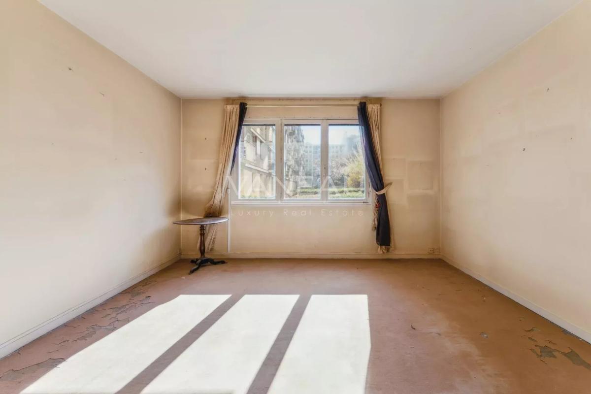 Paris 15e  Lourmel - 4 pièces sur jardin baigné de soleil !