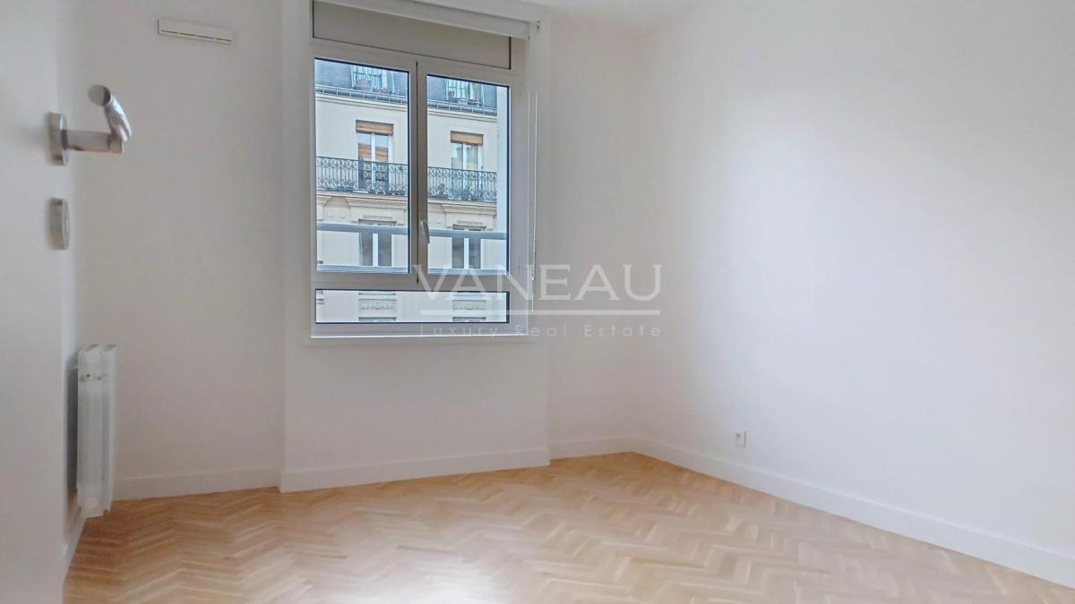 PARIX V - appartement familial - Claude Bernard