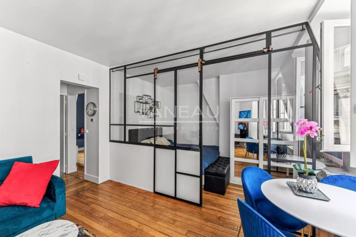 Paris XVIème - Place Léon Deubel - Rénové