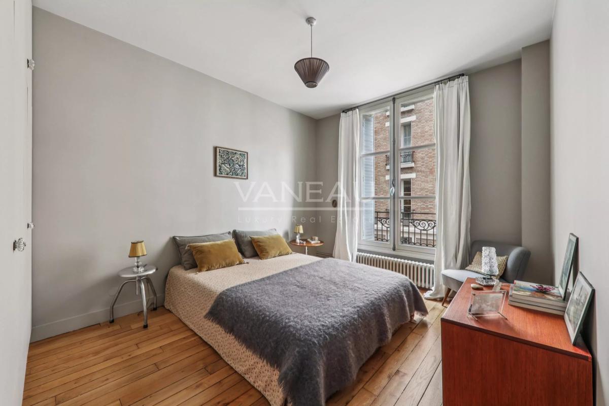 Paris VI - Appartement familial - 3 chambres - Parfait état - No