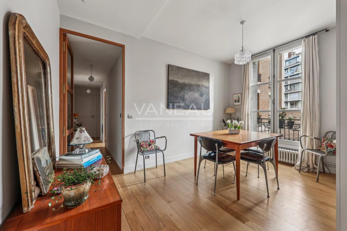 Paris VI - Appartement familial - 3 chambres - Parfait état - No