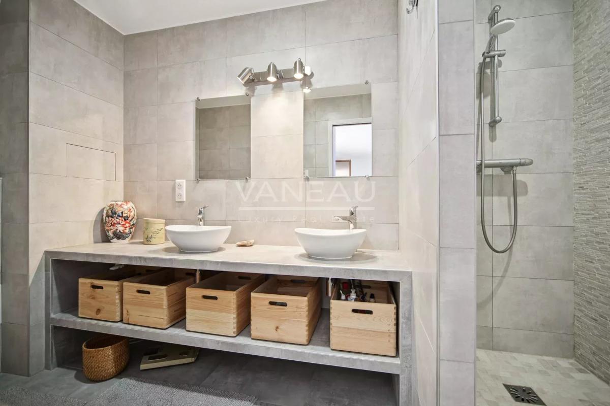 Boulogne - Duplex au dernier étage avec terrasses