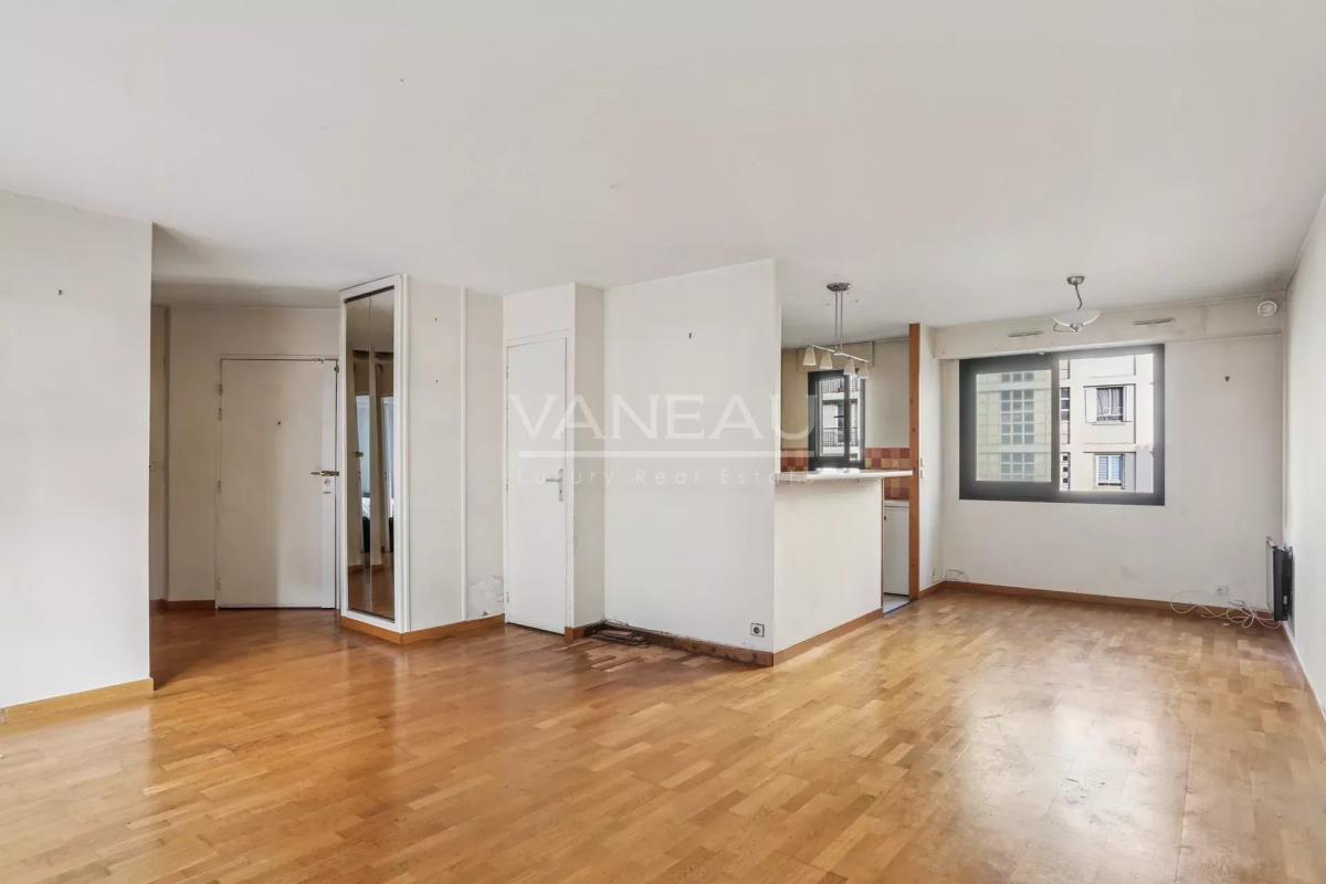 Boulogne  - Trois pièces avec balcon terrasse sur rue calme