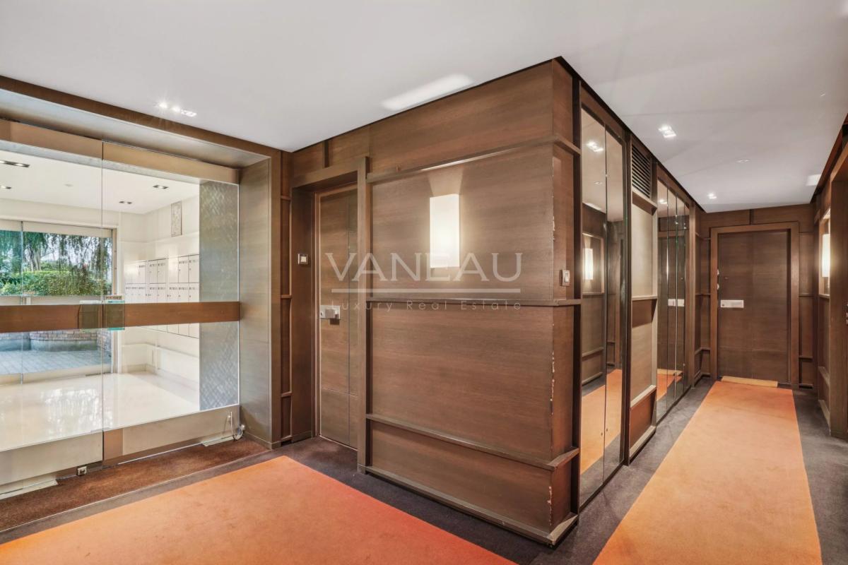 Paris VIe - Proche du jardin du Luxembourg - Rue Joseph Bara