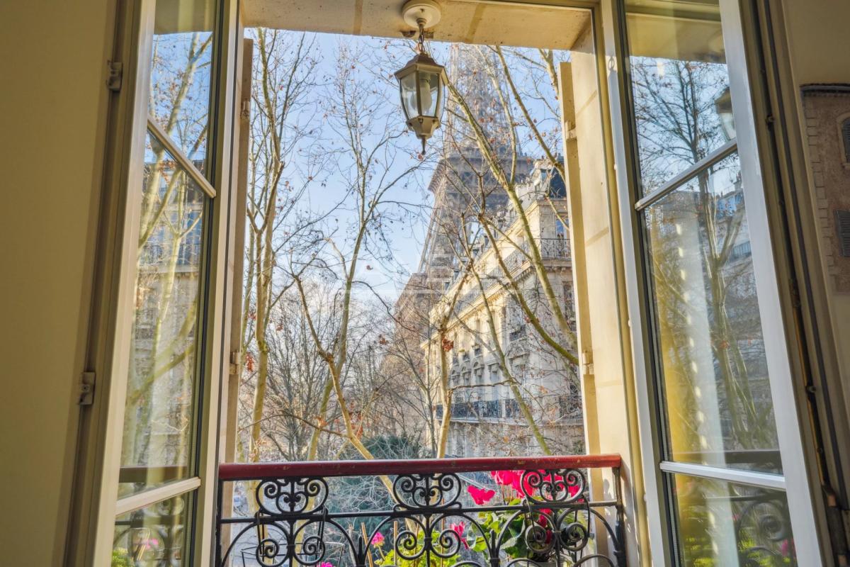 Gros Caillou - Vue Tour Eiffel