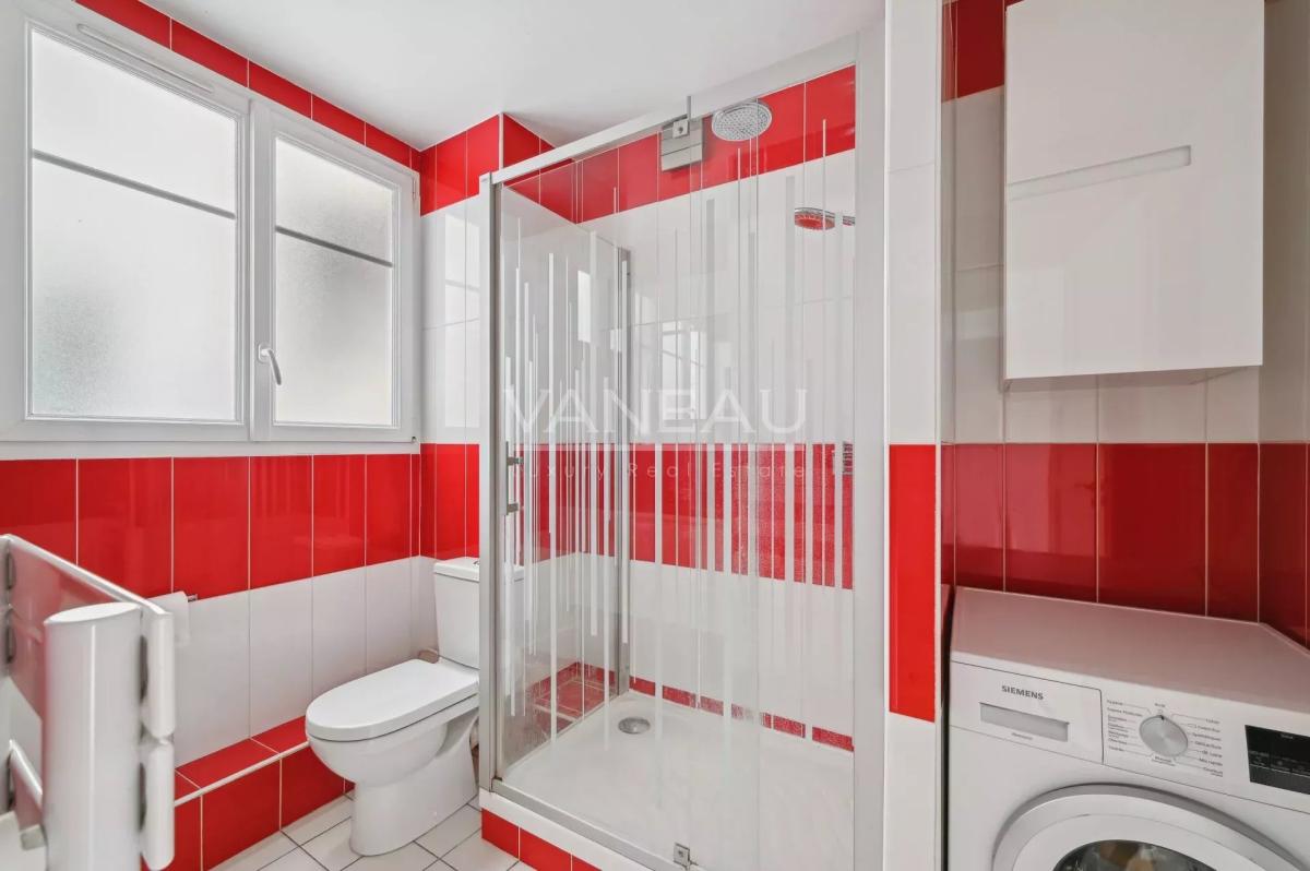 PARIS 16ème - Rue BOILEAU - Bel Appartement calme et lumineux