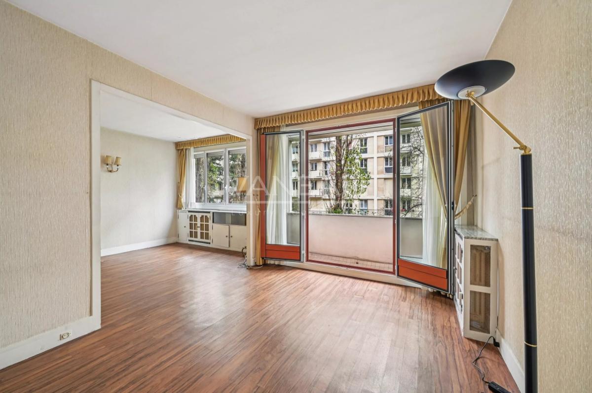 Paris XVe - Appartement quatre pièces avec loggia