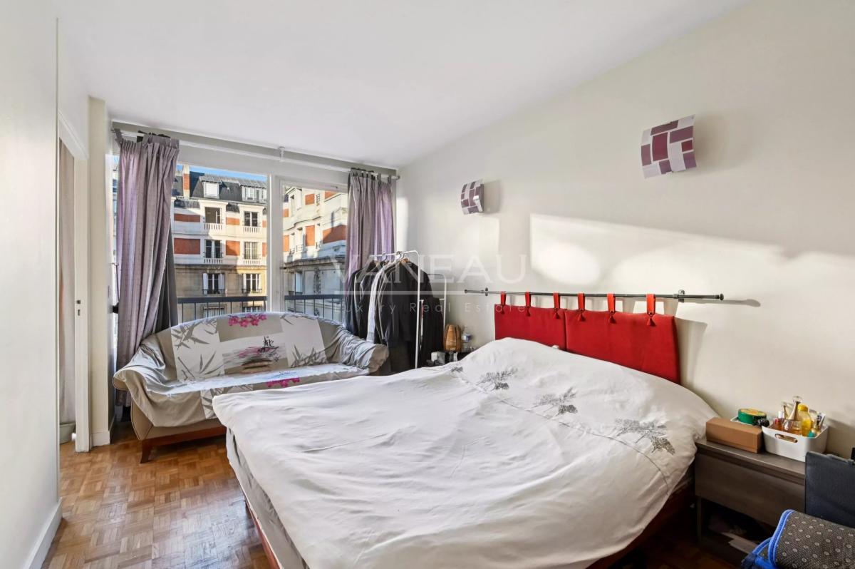 Paris XVI- Auteuil Sud - Appartement familial - étage élevé.