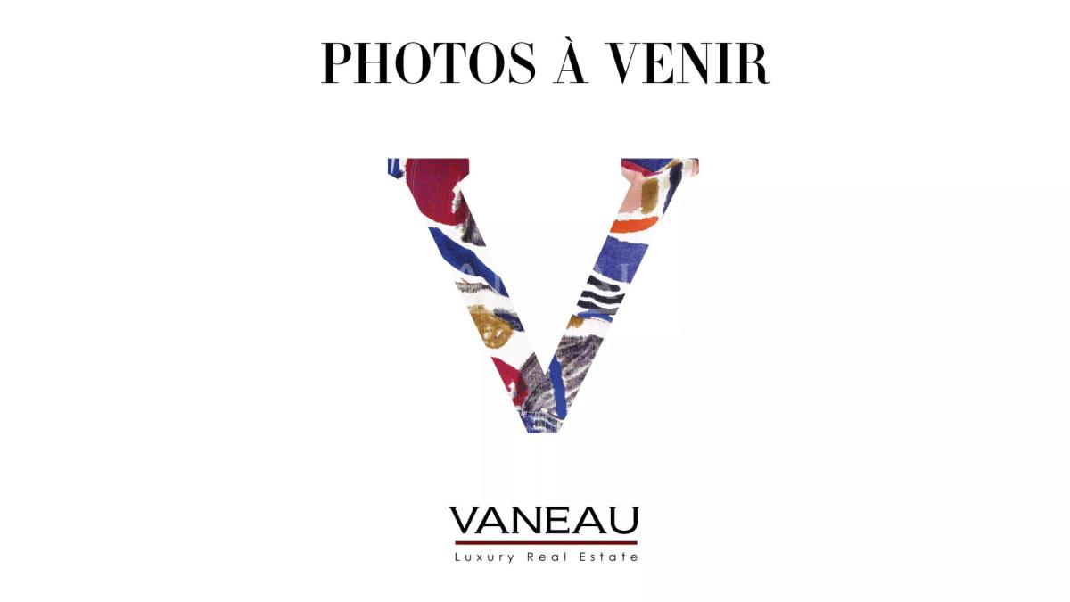 Paris IXe - rue de Liège - 6 pièces, 4 chambres - Standing