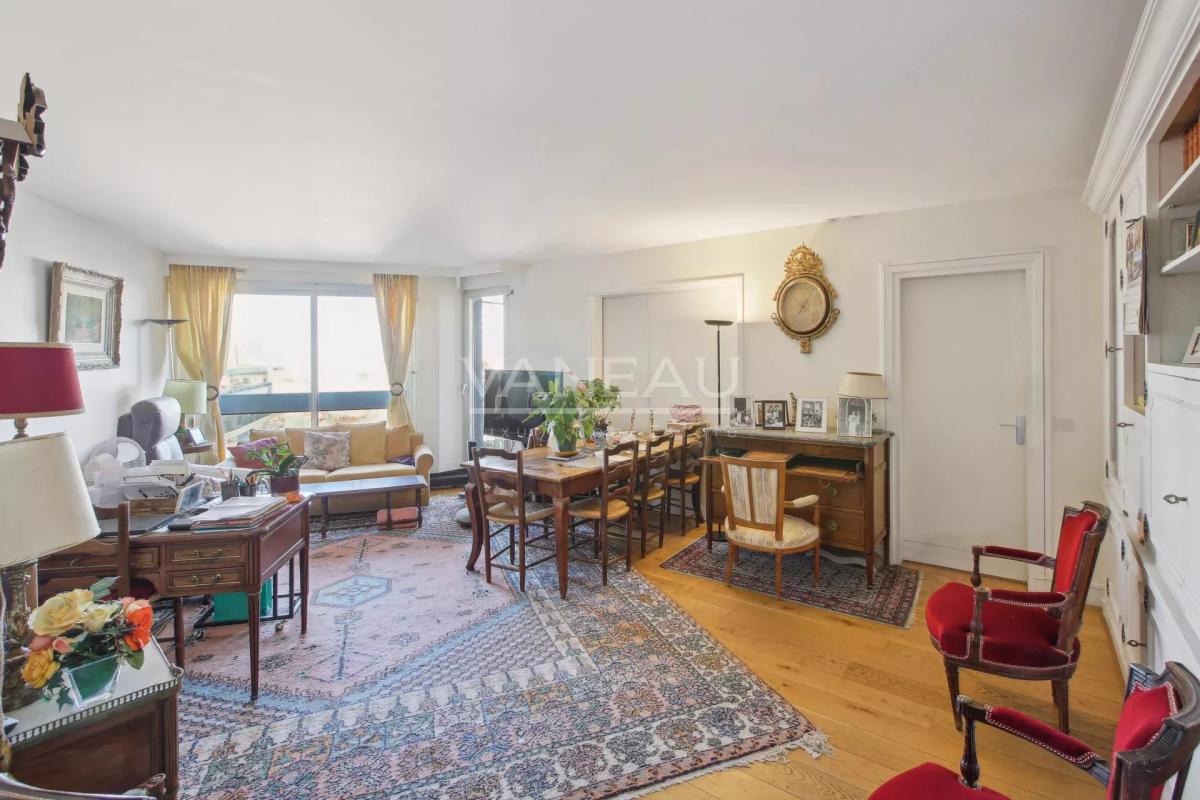 Paris XVIème - 3 pièces avec balcon - vue dégagée - vendu occupé