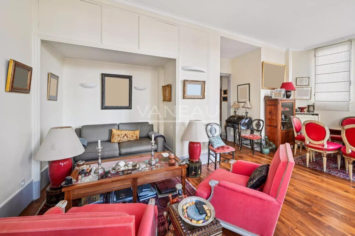 Exclusivité Paris XVIe - Place de Mexico - Appartement en étage 