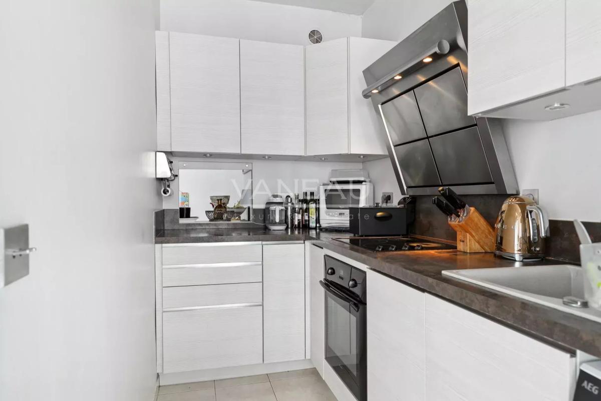 Paris VIII - Pied à Terre - Balcon