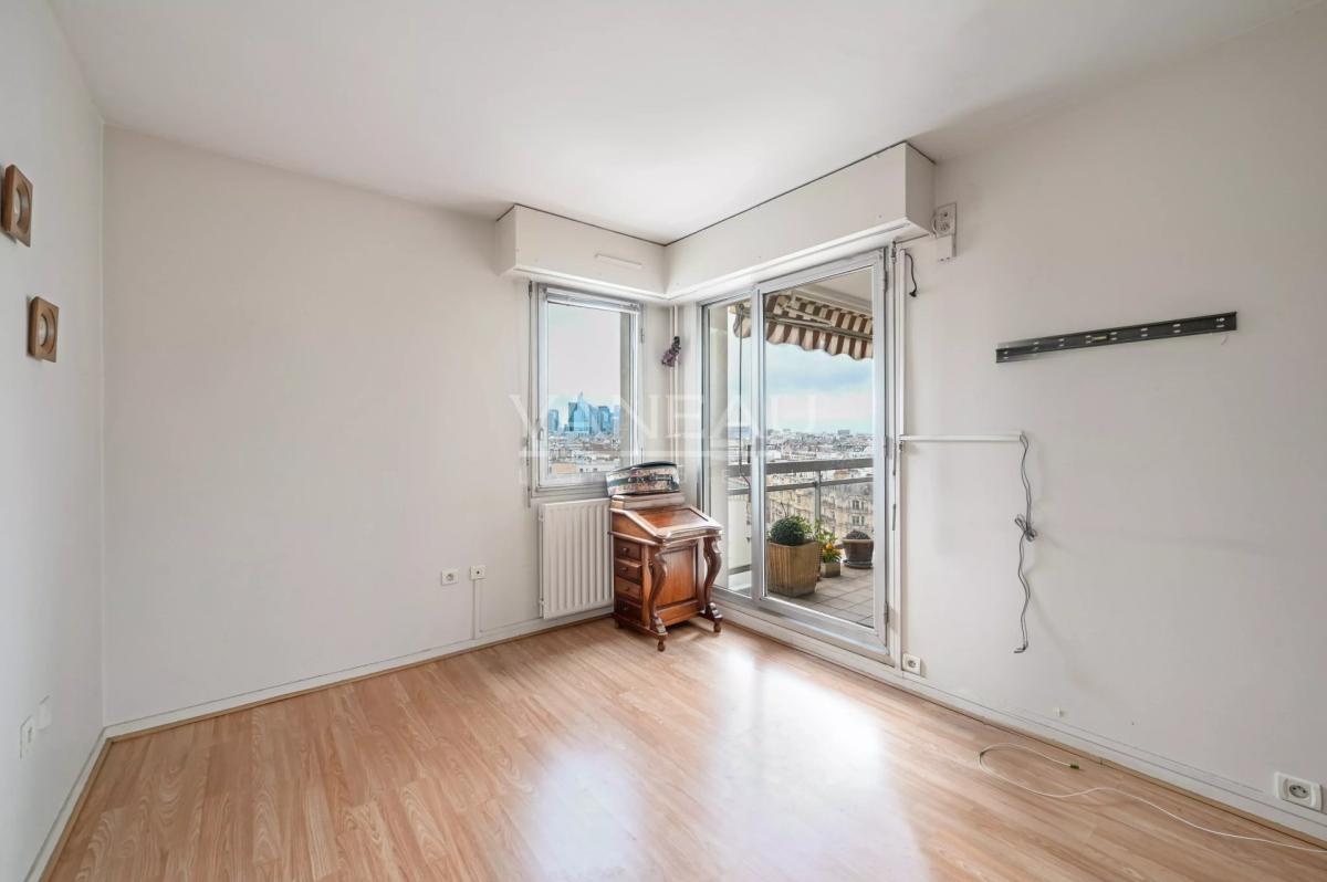 Paris XVIIe/Neuilly - Etage élevé avec terrasse et vue panoramiq