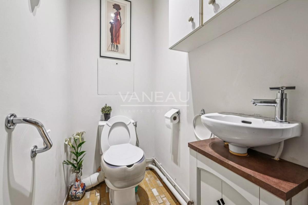 Paris XVIIe/Neuilly - Etage élevé avec terrasse et vue panoramiq