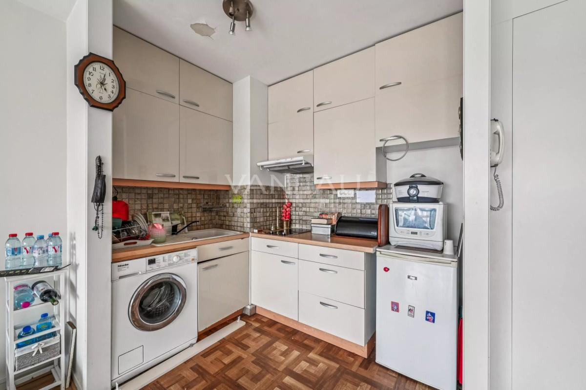 Paris XVIIe/Neuilly - Etage élevé avec terrasse et vue panoramiq