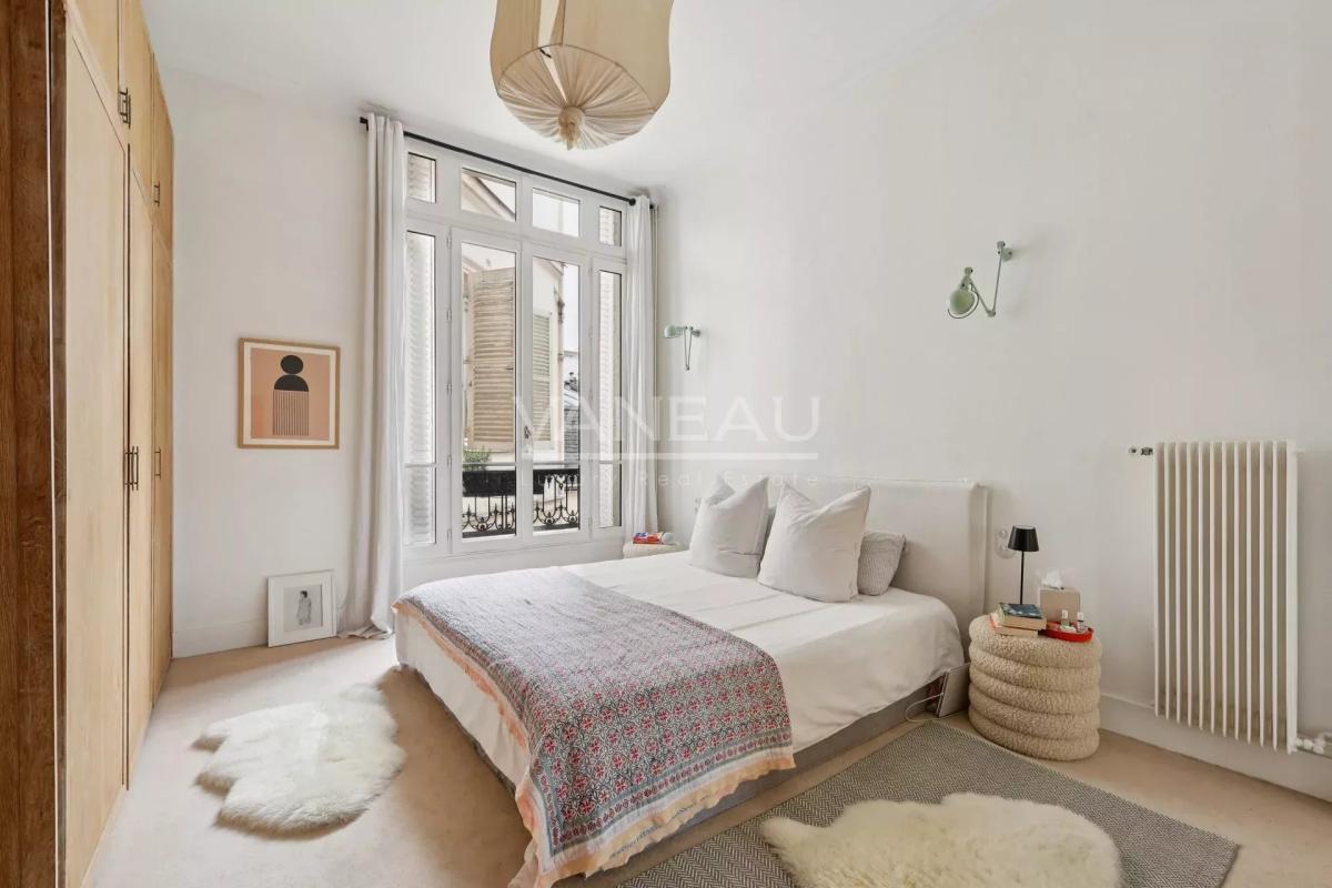 PARIS VIII - SAINT PHILIPPE DU ROULE