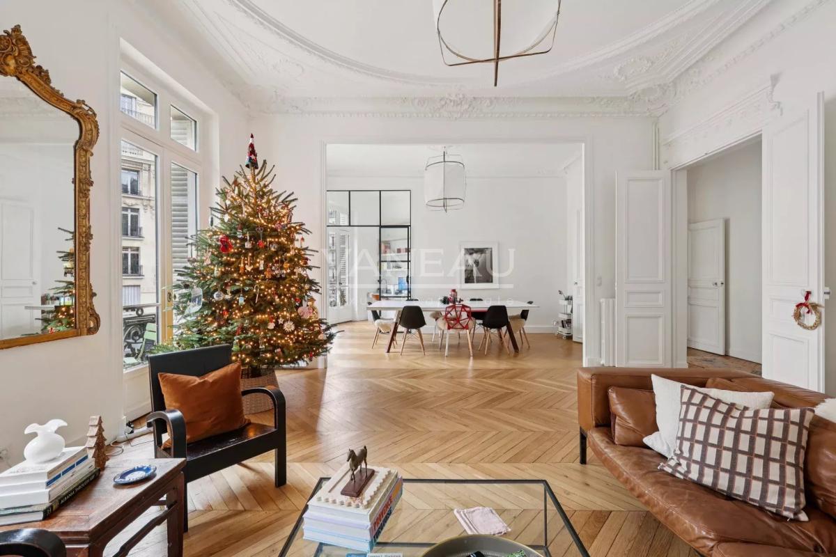 PARIS VIII - SAINT PHILIPPE DU ROULE