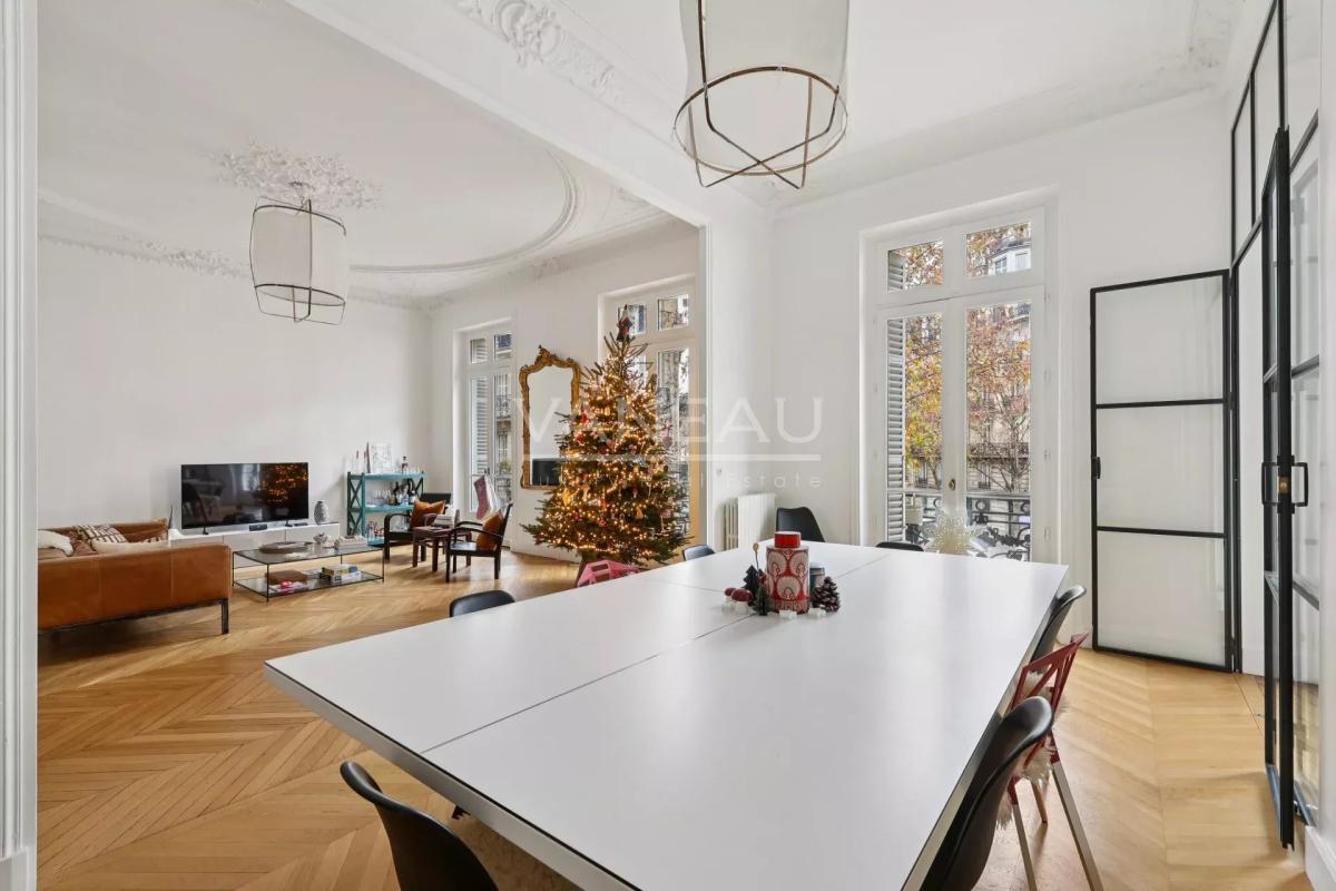 PARIS VIII - SAINT PHILIPPE DU ROULE