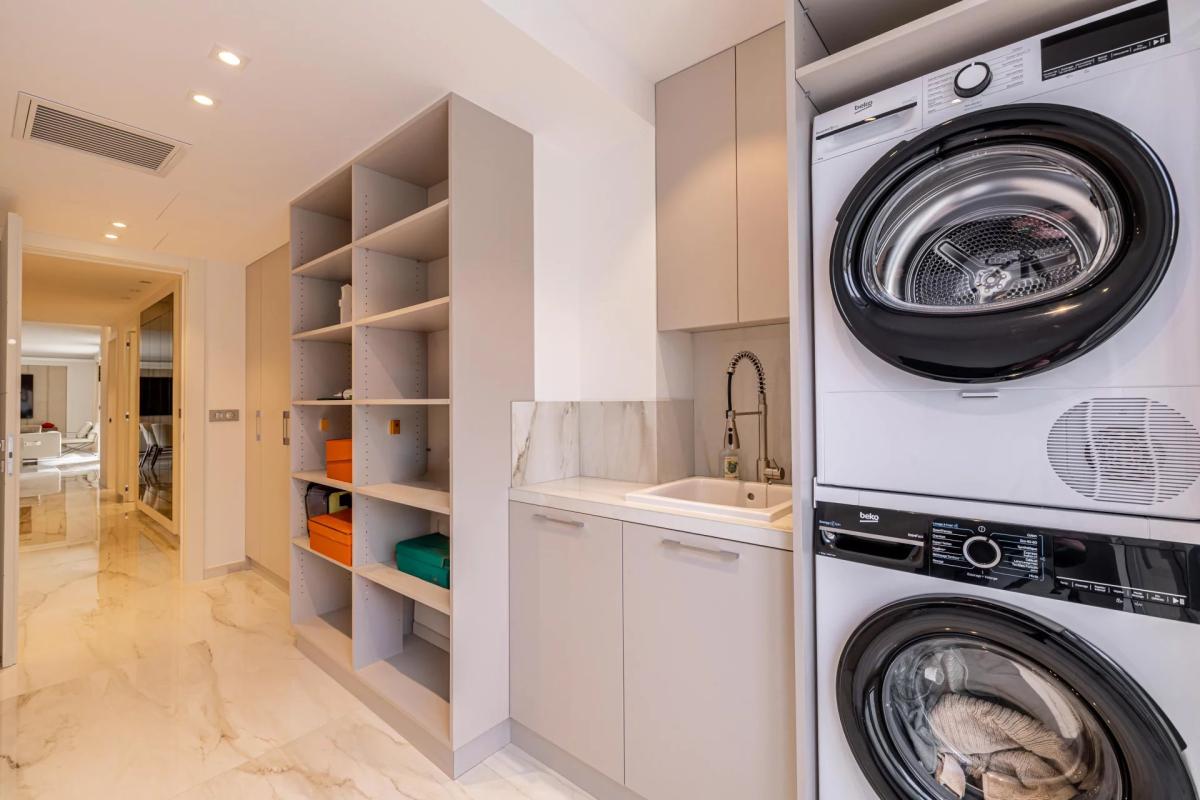 Cannes Croisette Appartement 3 pièces vue mer à vendre