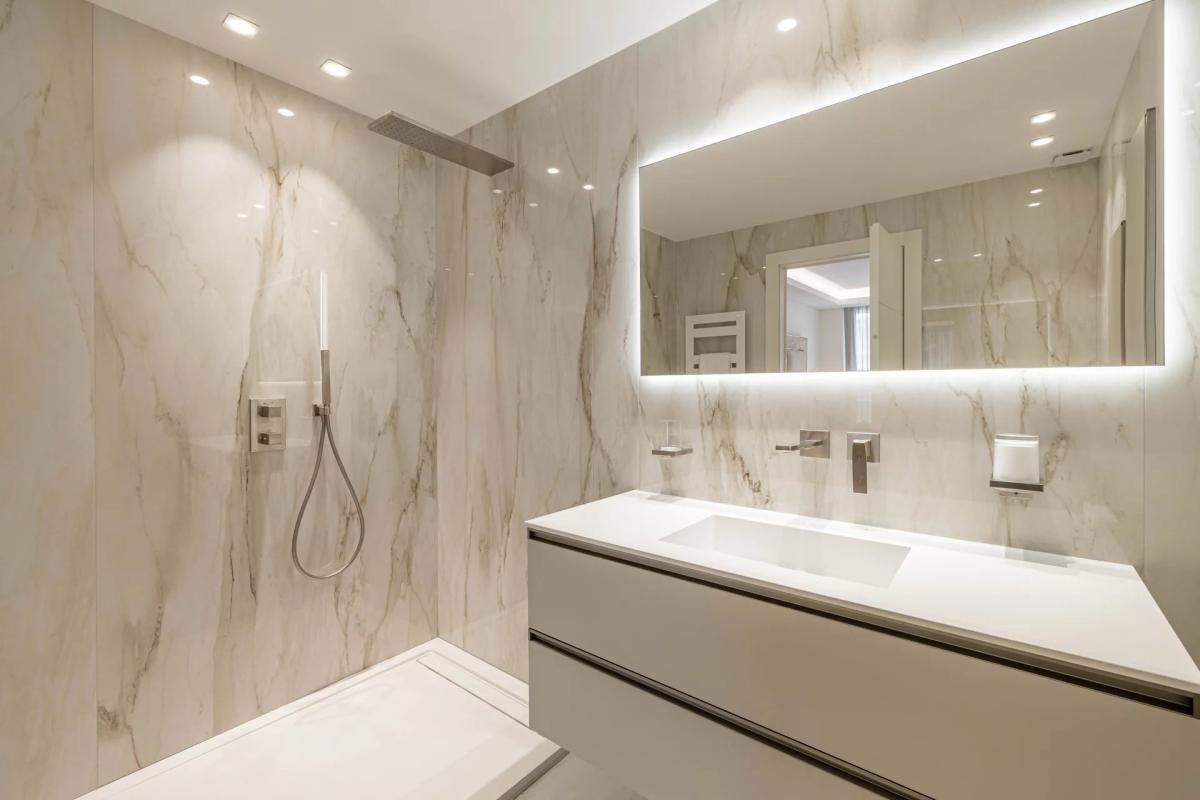 Cannes Croisette Appartement 3 pièces vue mer à vendre