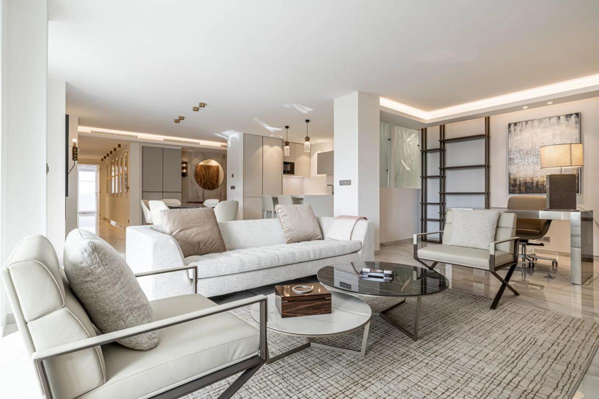 Cannes Croisette Appartement 3 pièces vue mer à vendre