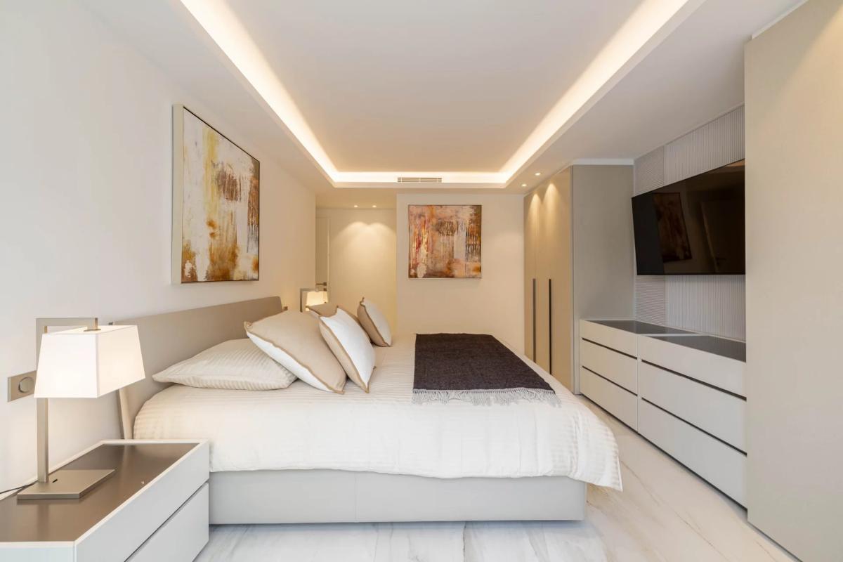 Cannes Croisette Appartement 3 pièces vue mer à vendre