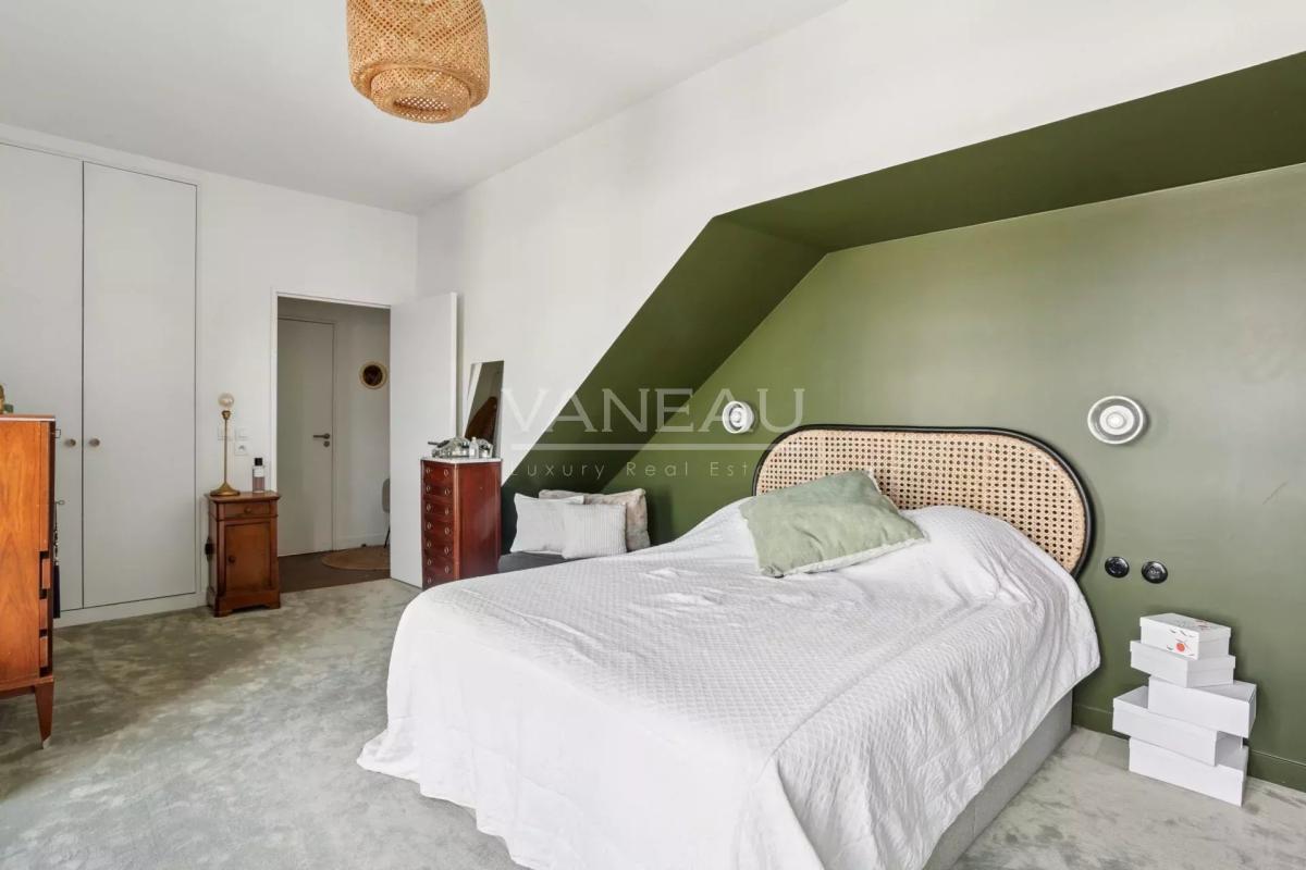 Boulogne - Coup de cœur – Dernier étage - Terrasse - Climatisati