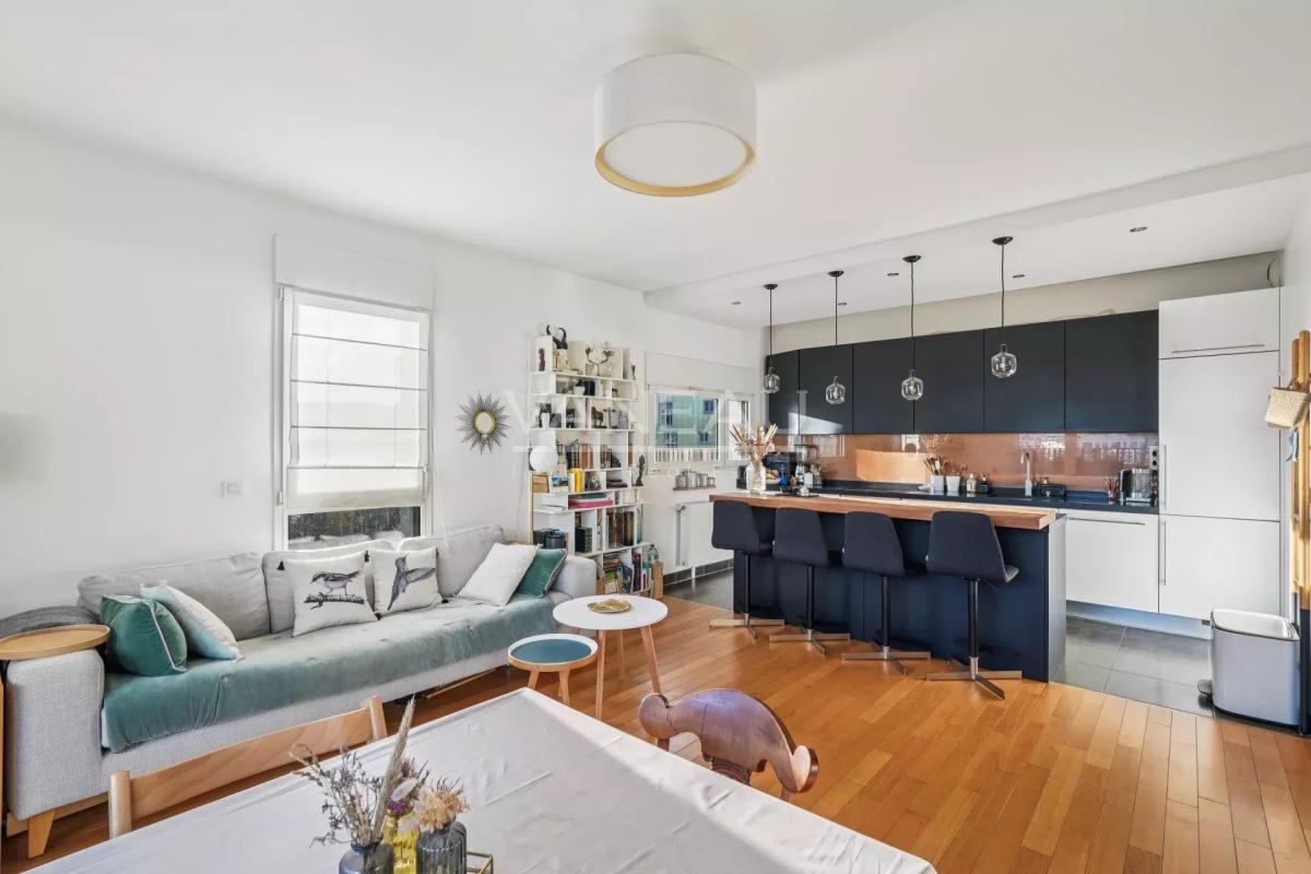 Boulogne - Etage élevé - Balcon terrasse