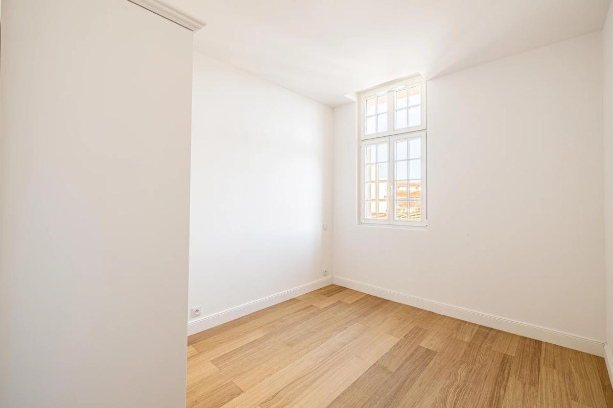 Antibes place du Général de Gaulle appartement  3 pièces en dupl