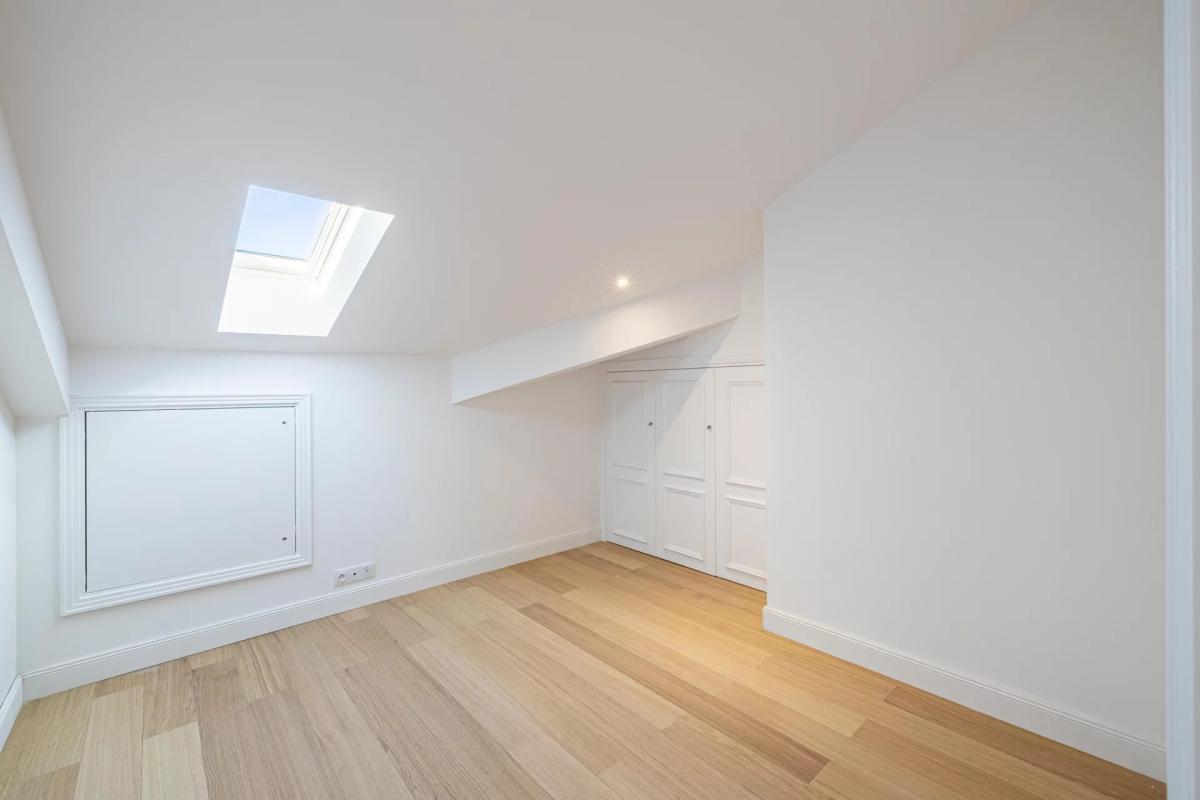 Antibes place du Général de Gaulle appartement  3 pièces en dupl
