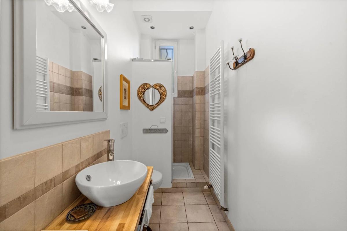 Cannes Petit Juas : Villa proche du centre-ville à pied à vendre