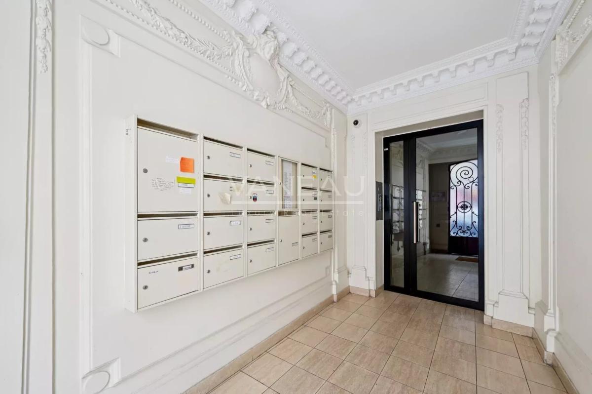 Paris XVe - Appartement 2 pièces - Belle copropriété -