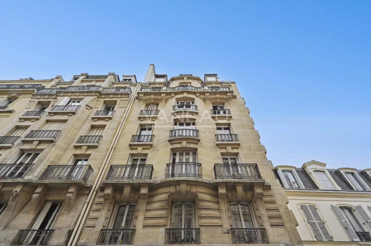 Paris XVe - Appartement 2 pièces - Belle copropriété -