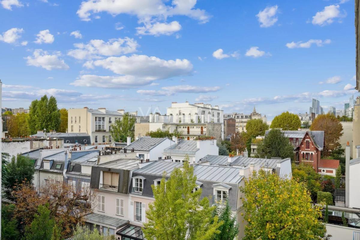 Neuilly - Sablons - Charme de l'ancien - Etage élevé