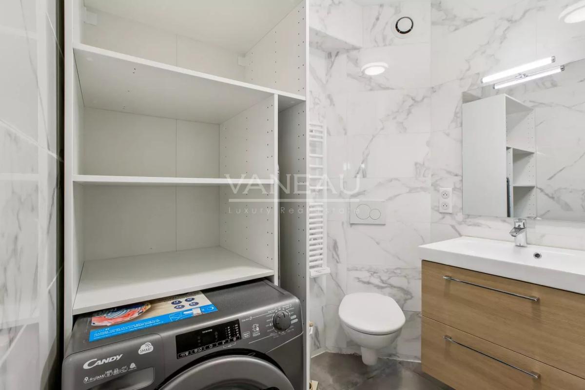 PARIS XIIème - Appartement joliment meublé