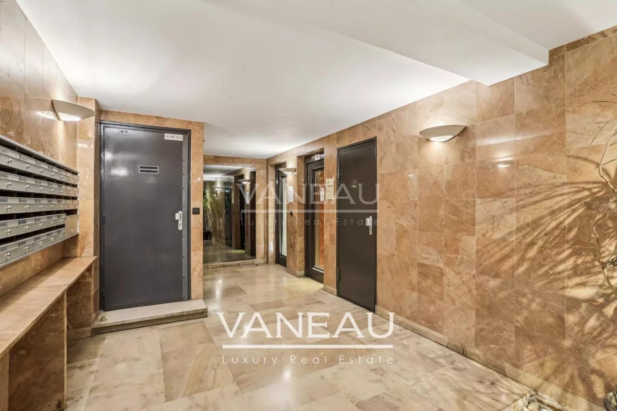 Paris 15ème - 4 pièces étage élevé - Vue dégagée