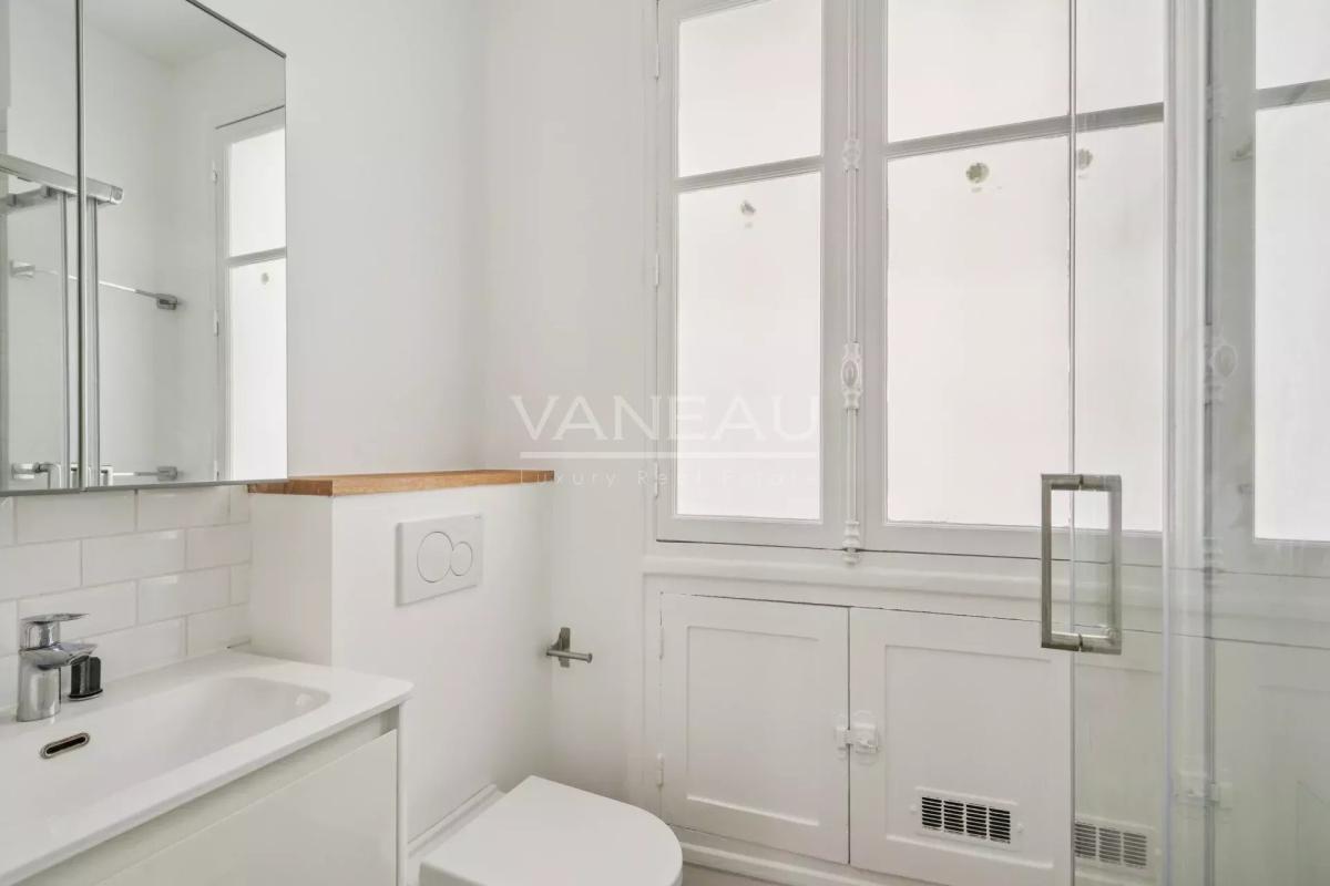 LOCATION MEUBLÉE - 3 PIÈCES