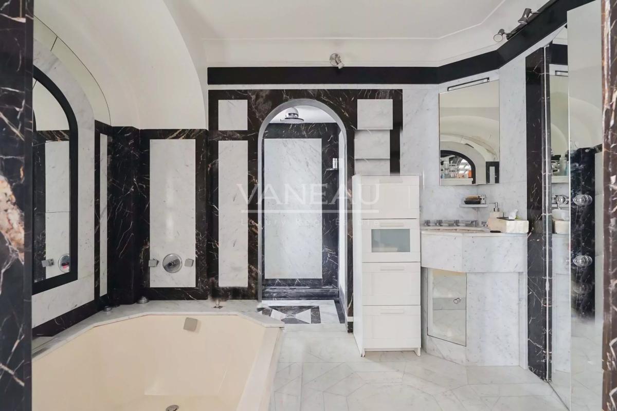 XVIème - Foch - Duplex Art Déco vue dégagée