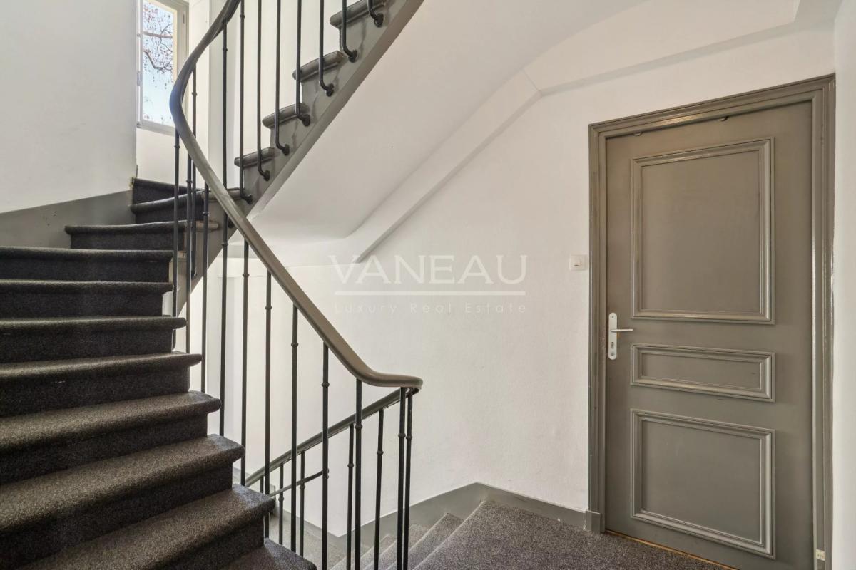 Paris 15e Commerce / Félix Faure - 2 pièces clé en main