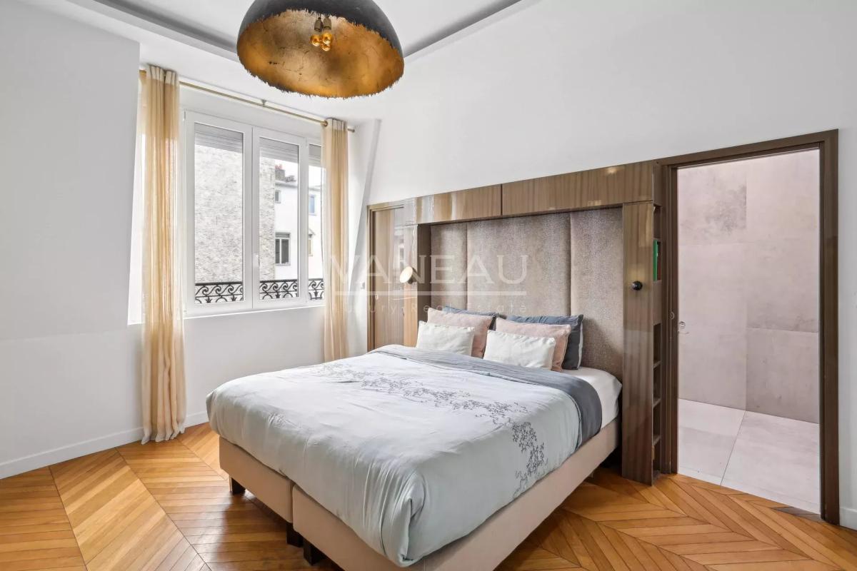 Paris XVIe - Place Victor Hugo - Exclusivité