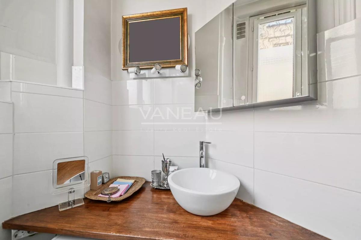 Exclusivité Paris XVIe - Place de Mexico - Appartement en étage 