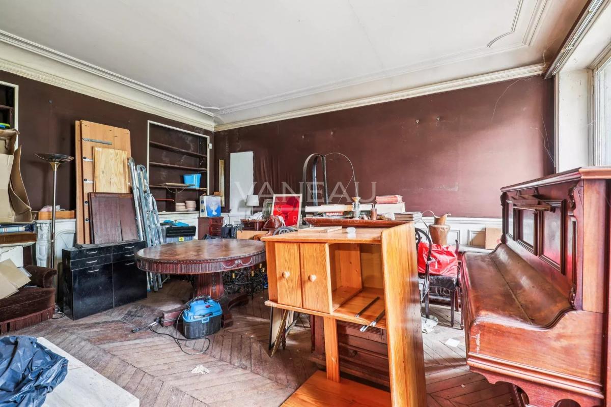 Paris XIIe - Bel-Air - Hôtel particulier avec jardin de 280 m2