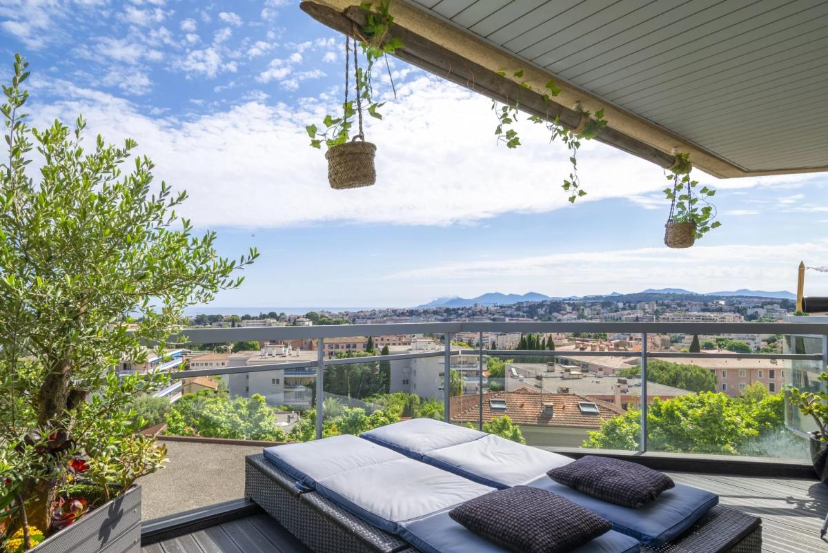 A VENDRE ROOFTOP CENTRE VILLE VUE MER