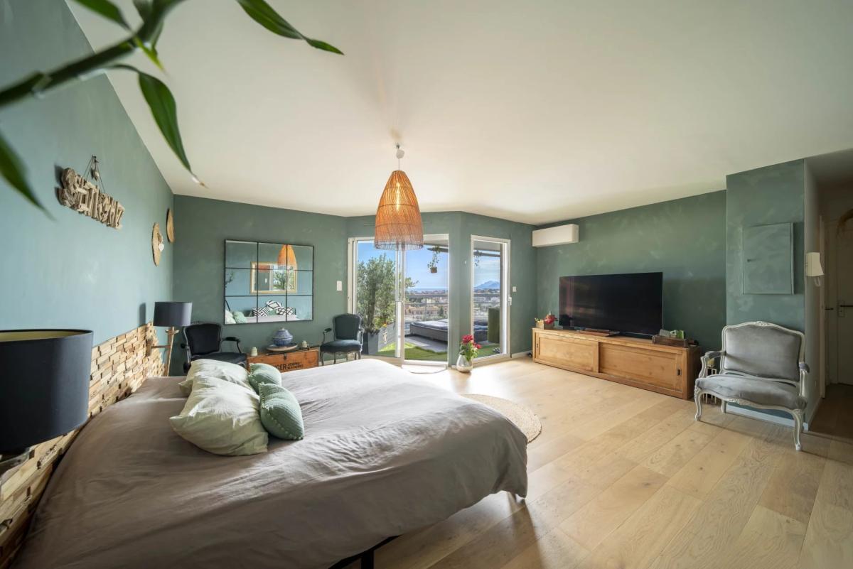 A VENDRE ROOFTOP CENTRE VILLE VUE MER