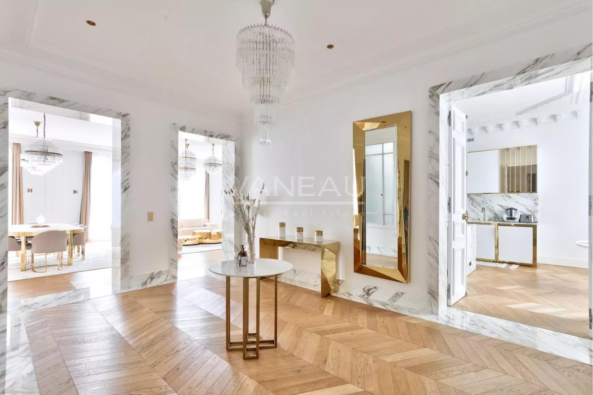 PARIS VIIIe - Faubourg du Roule