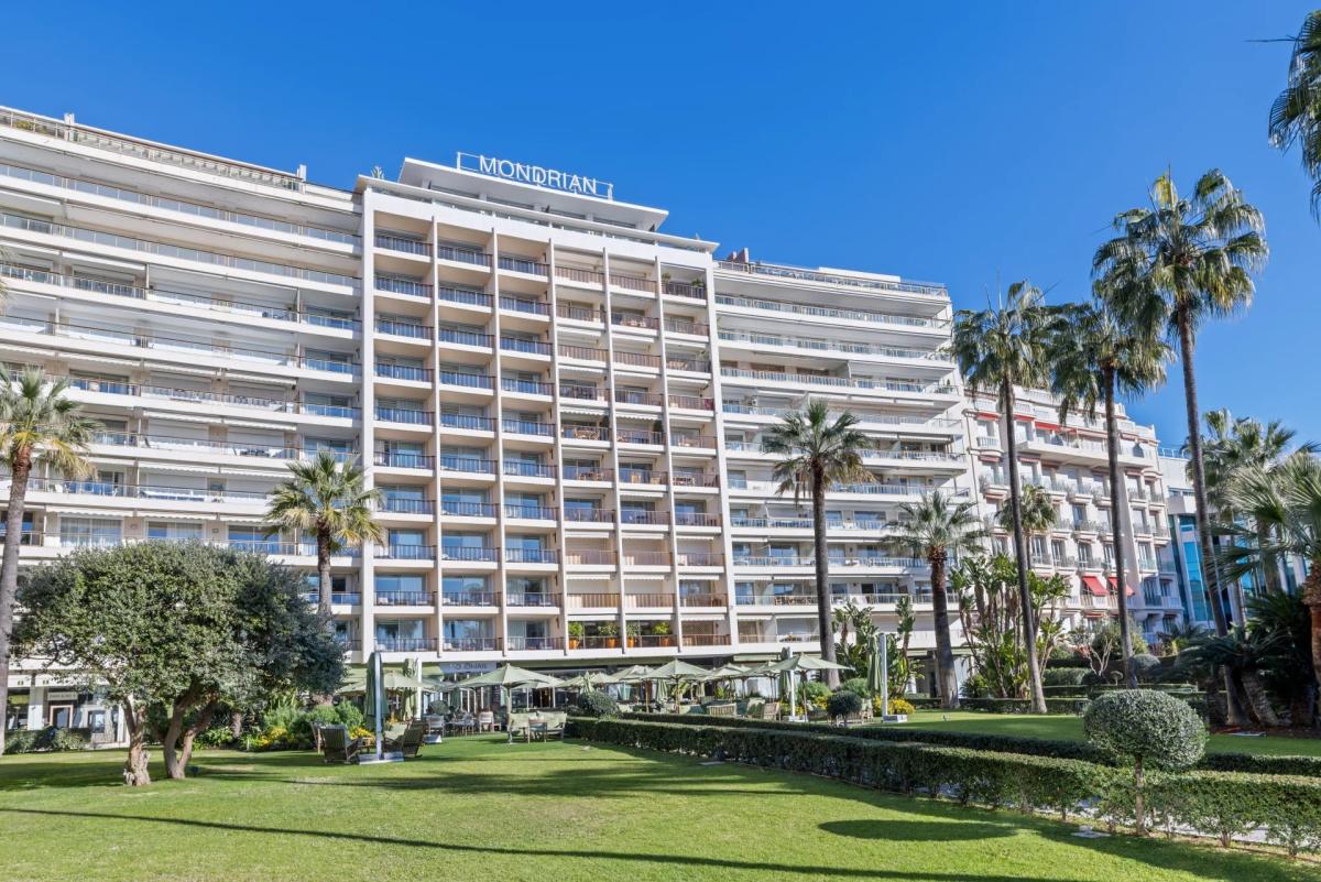 Appartement 3 pièces entièrement rénové à vendre Croisette vue m