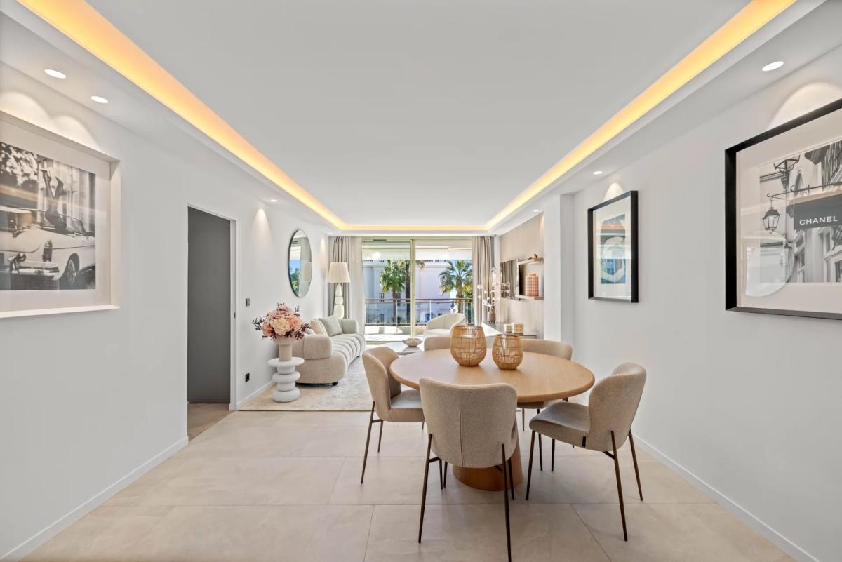 Appartement 3 pièces entièrement rénové à vendre Croisette vue m